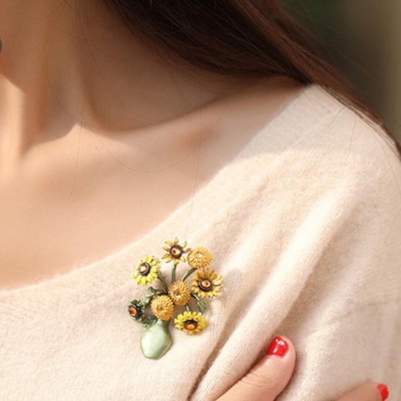 Yellow Sunflowers in Vase Brooch NWT Van Gogh Inspired - Picture 4 of 4